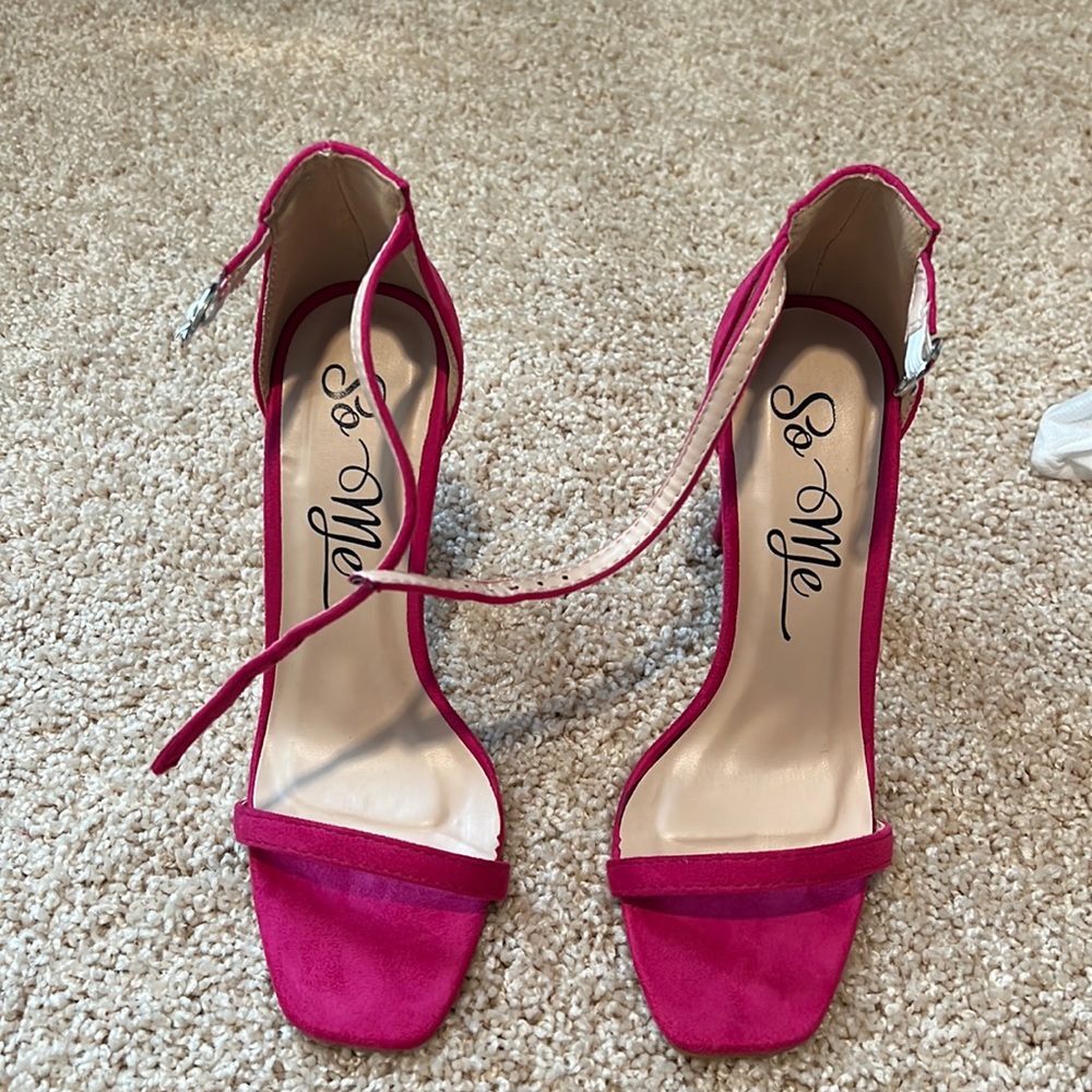 Sexy pink pumps